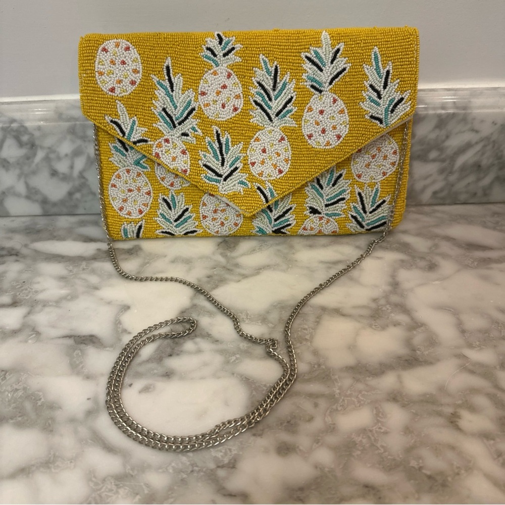 BEADED Boutique Summer Pineapple Bag Purse Chain Crossbody Handbag Tropical - Picture 1 of 8
